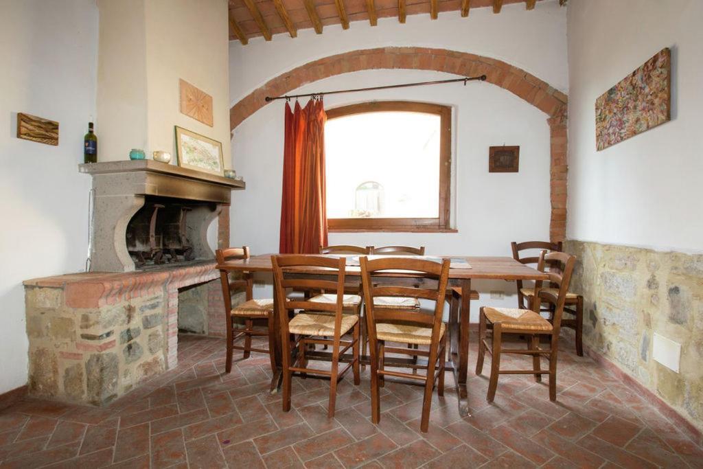 Podere Il Tigliolo Castiglione d'Orcia Luaran gambar